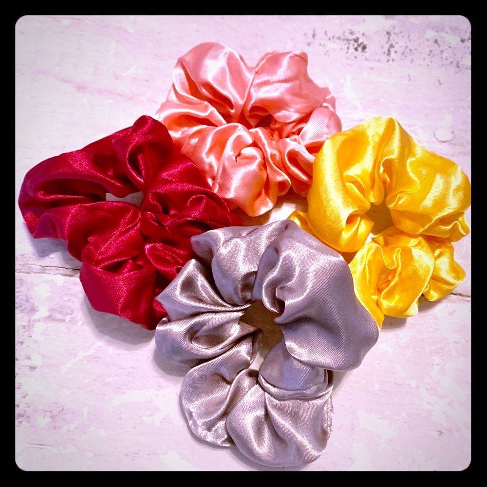 4 pc. scrunchie bundle